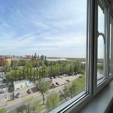 Luxury Apartments Pavlodar Dış mekan fotoğraf