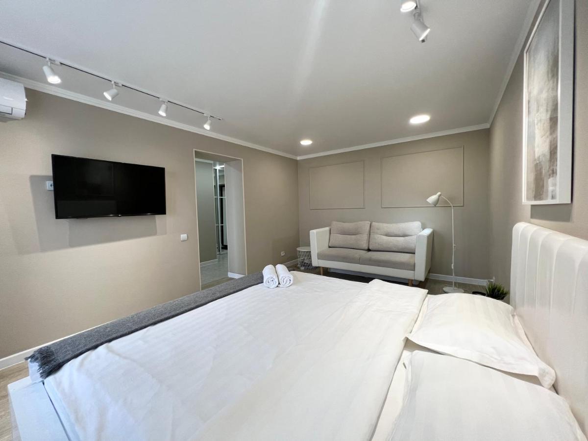 Luxury Apartments Pavlodar Dış mekan fotoğraf